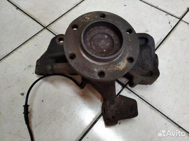 Кулак поворотный передний левый w906 Sprinter 6