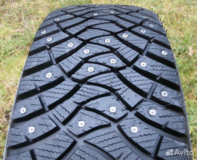 Dunlop SP Winter Ice 03 205/60 R16 96T