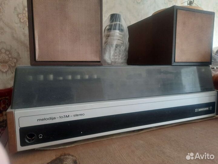 Проигрыватель винила СССР мелодия 103