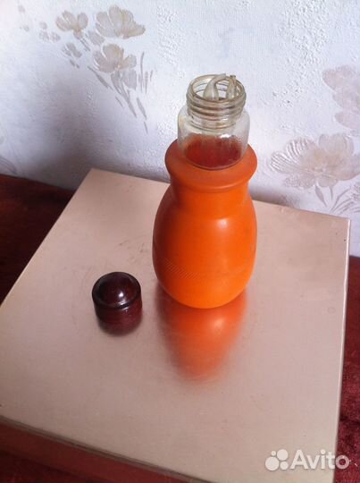 Пульверизатор для лака для волос 60 -х годов. винт