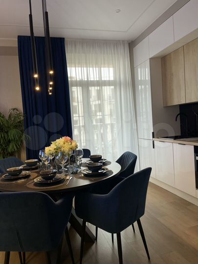 2-к. квартира, 67 м², 3/6 эт.