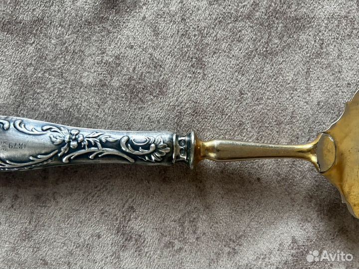 Лопатка для торта с серебряной ручкой 875