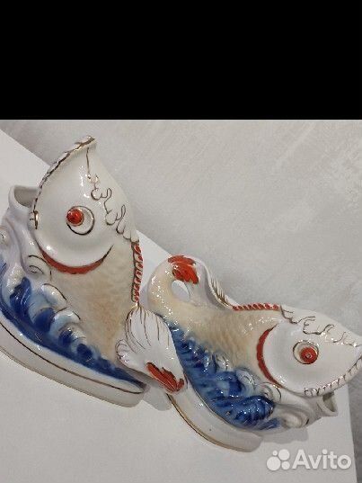 Фигурки рыбок, старинные