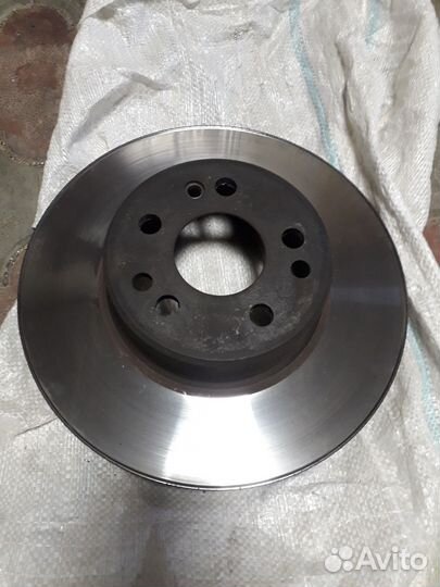 Диск тормозной передний вентилируемый w140