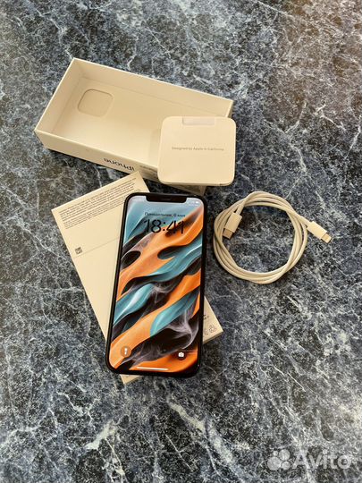 iPhone 12, 64 ГБ