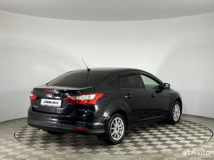 Ford Focus 1.6 МТ, 2013, 235 859 км