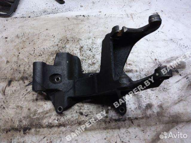 Кронштейн генератора Citroen Xantia 9626300380
