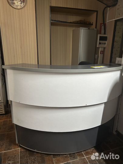 Стойка для администратора