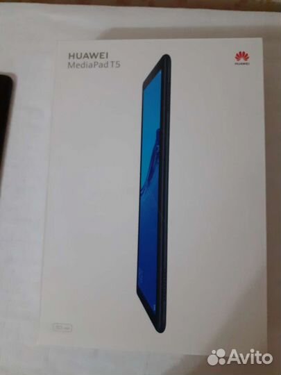 Планшет huawei Media Pad T5 10'1 16 гб, /2 гб