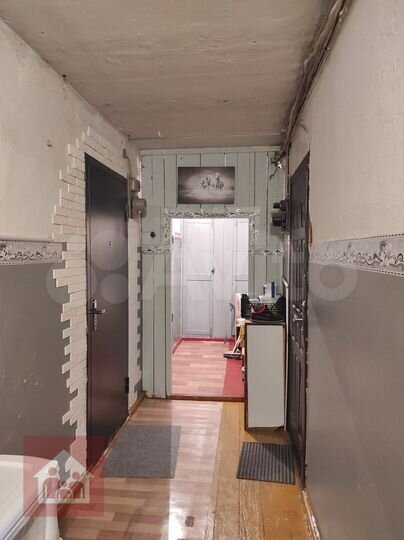 Комната 18 м² в 6-к., 5/5 эт.