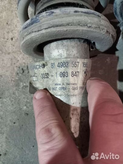 Задние амортизаторы BMW e39