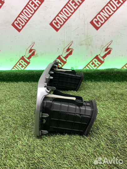 Центральные дефлекторы Kia Sportage IV 4 рестайлин