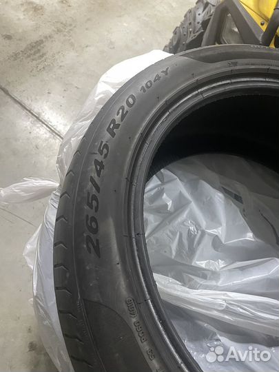 Pirelli P Zero 265/45 R20 и 295/40 R20