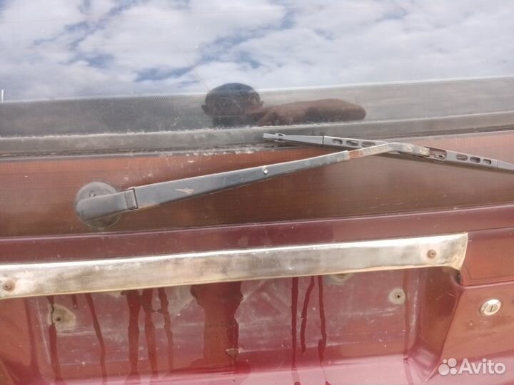 Поводок дворников задний Mitsubishi Space Wagon 2