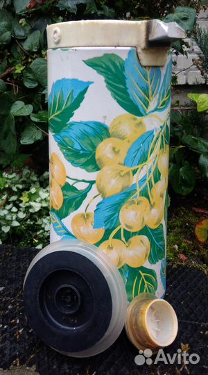 Термос - 2 л. с помпой стекло