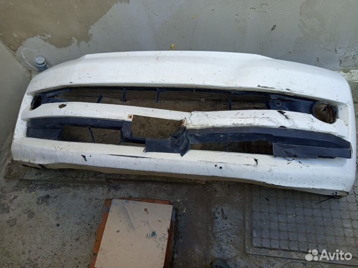 Запчасти и аксессуары для автомобилей