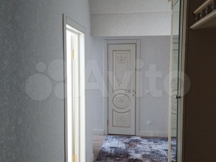 2-к. квартира, 56 м², 10/10 эт.