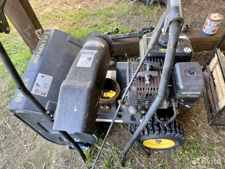 Снегоуборщик Champion st 656