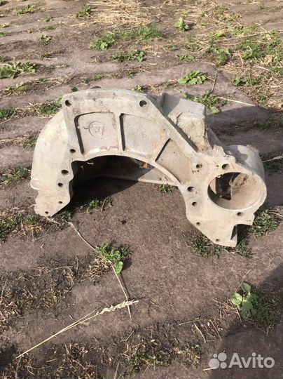 Кожух суепления на УАЗ