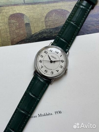 Наручные часы Ракета