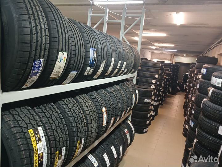 Ikon Tyres Character Aqua SUV 215/60 R17 96H