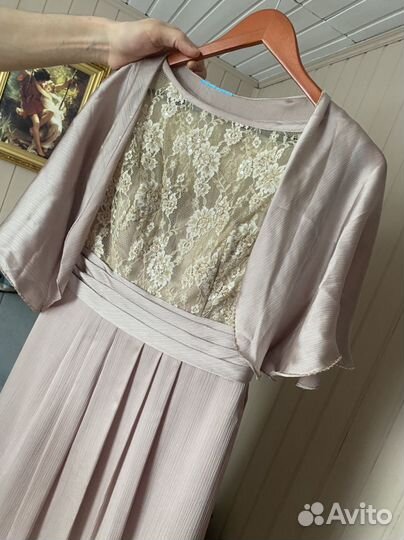 Платье вечернее