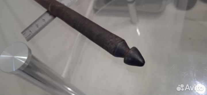 Старое деревянное веретено