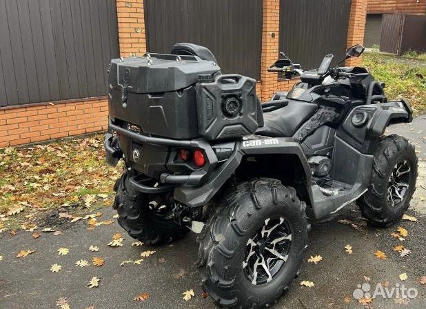 BRP Can-Am Outlander XMR 1000R EFI