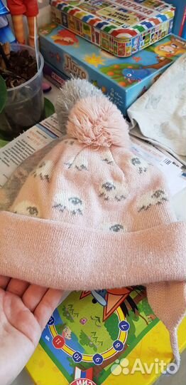 Шапочки 4 шт. Цена за все