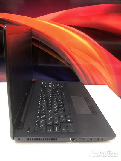 Ноутбук HP A6-9220/8GB/500GB HDD/R5 M330 2GB