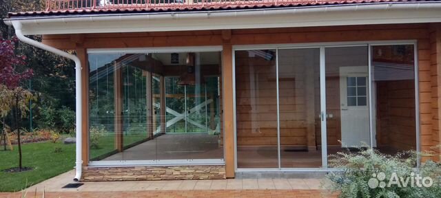 Безрамное остекление для частных домов