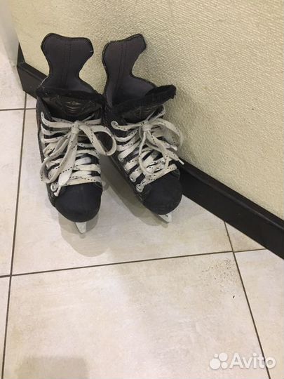 Коньки хоккейные детские, б/у