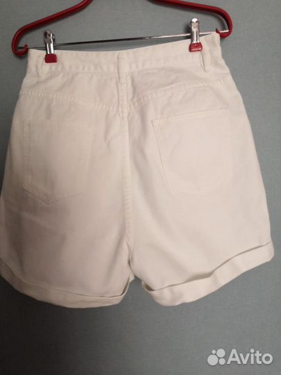 Женские джинсовые белые шорты 44 46