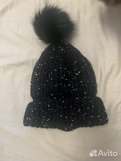 Шапка со стразами