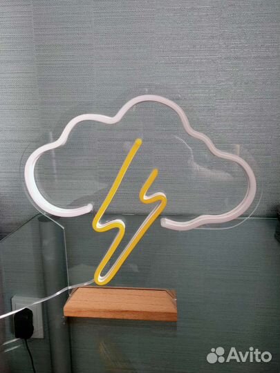 Неоновый светильник