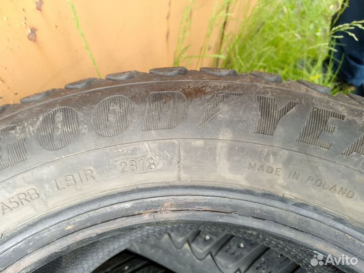 Goodyear UltraGrip 195/65 R15 20B