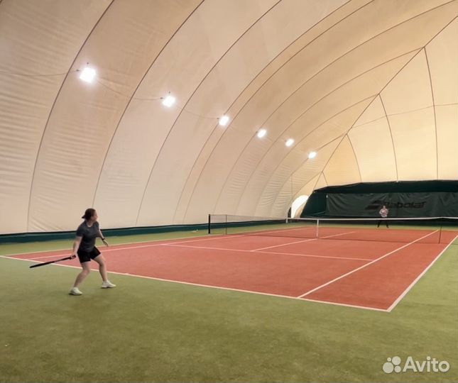 Тренер по большому теннису