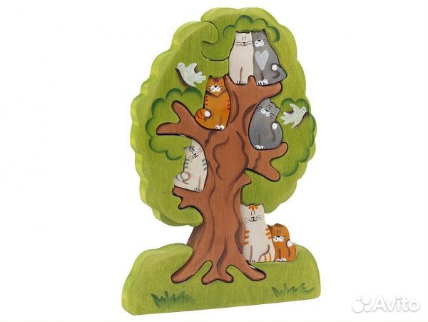 Кошки на дереве