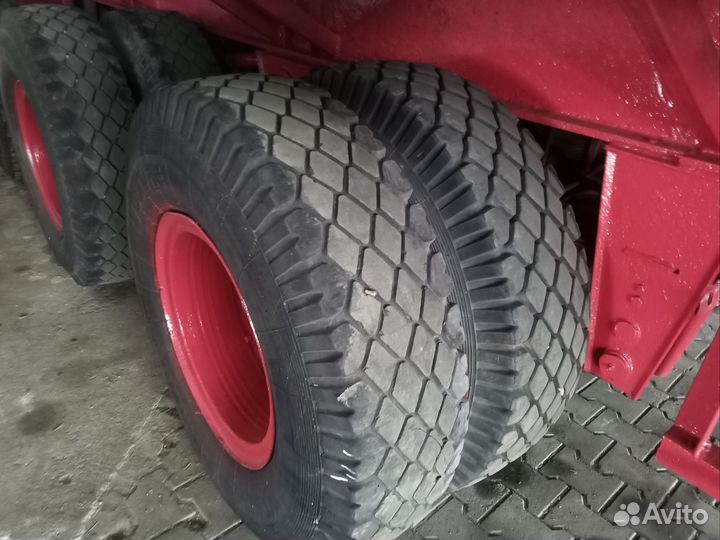 Полуприцеп лесовоз (сортиментовоз) МАЗ МАЗ-93892, 1992