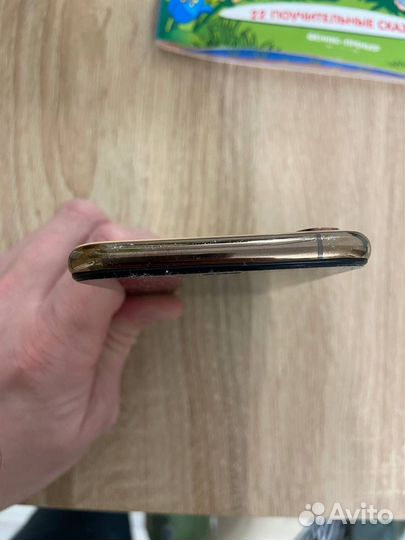 iPhone Xs, 256 ГБ