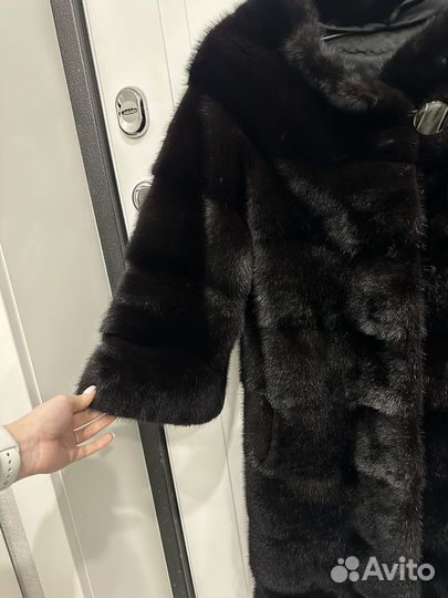 Норковая шуба женская итальянская черная