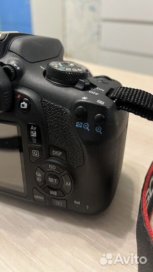 Фотокамера Canon EOS 2000D