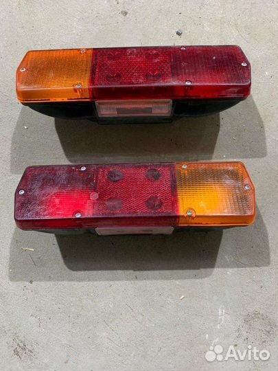 Задние фонари