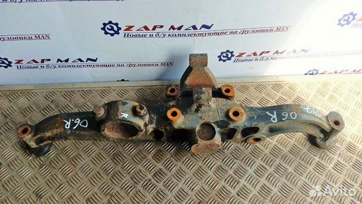 Кронштейн пневмоподушки правый Man Tga