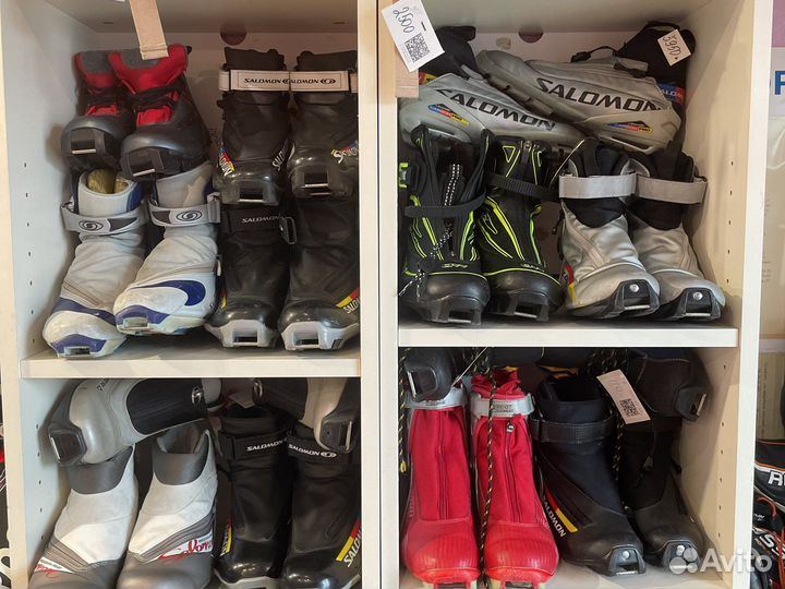 Лыжные ботинки