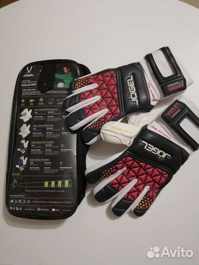 Перчатки вратаря 8размер