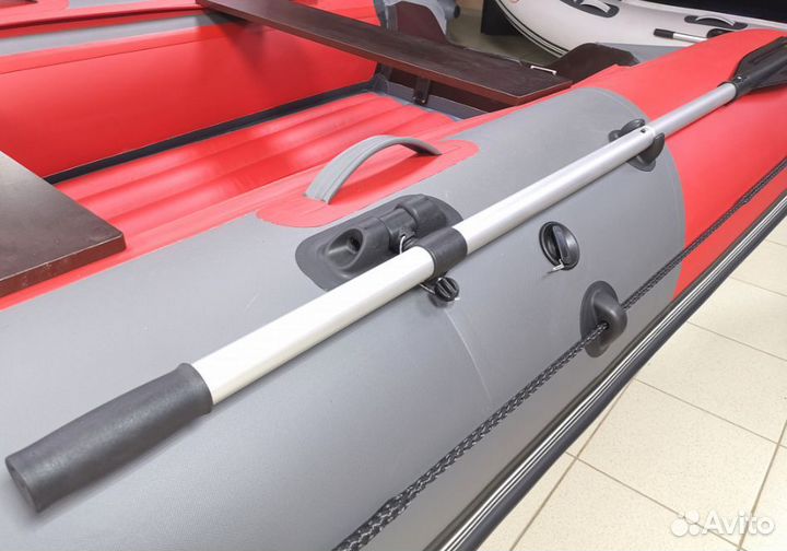 Лодка mishimo PRO 370, черно-красная
