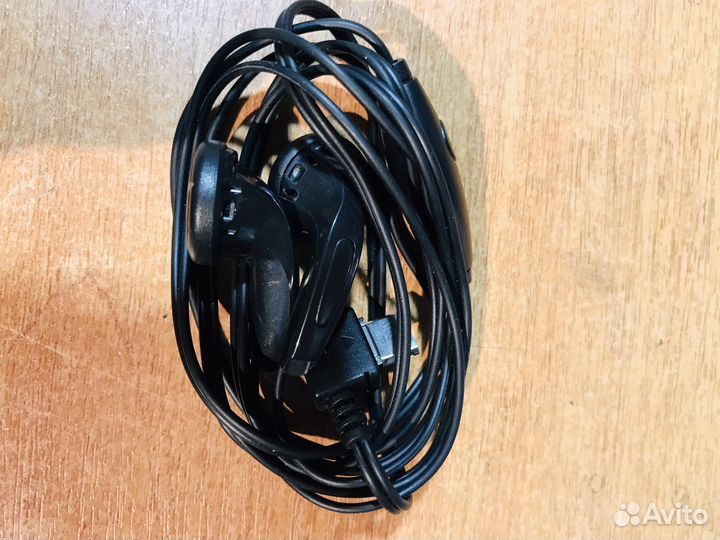 Гарнитура наушники с микрофоном