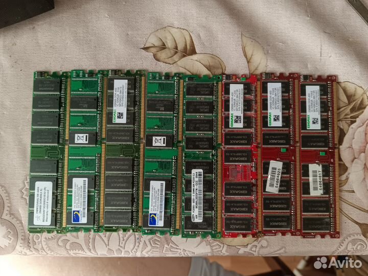 Оперативная память ddr1 256mb 8шт