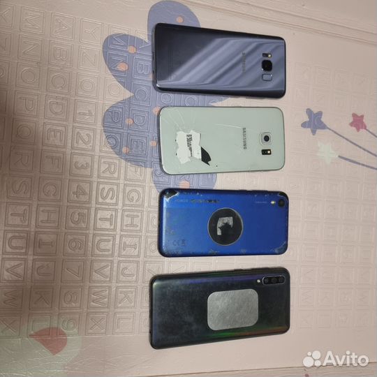 Samsung Galaxy S8, 4/64 ГБ